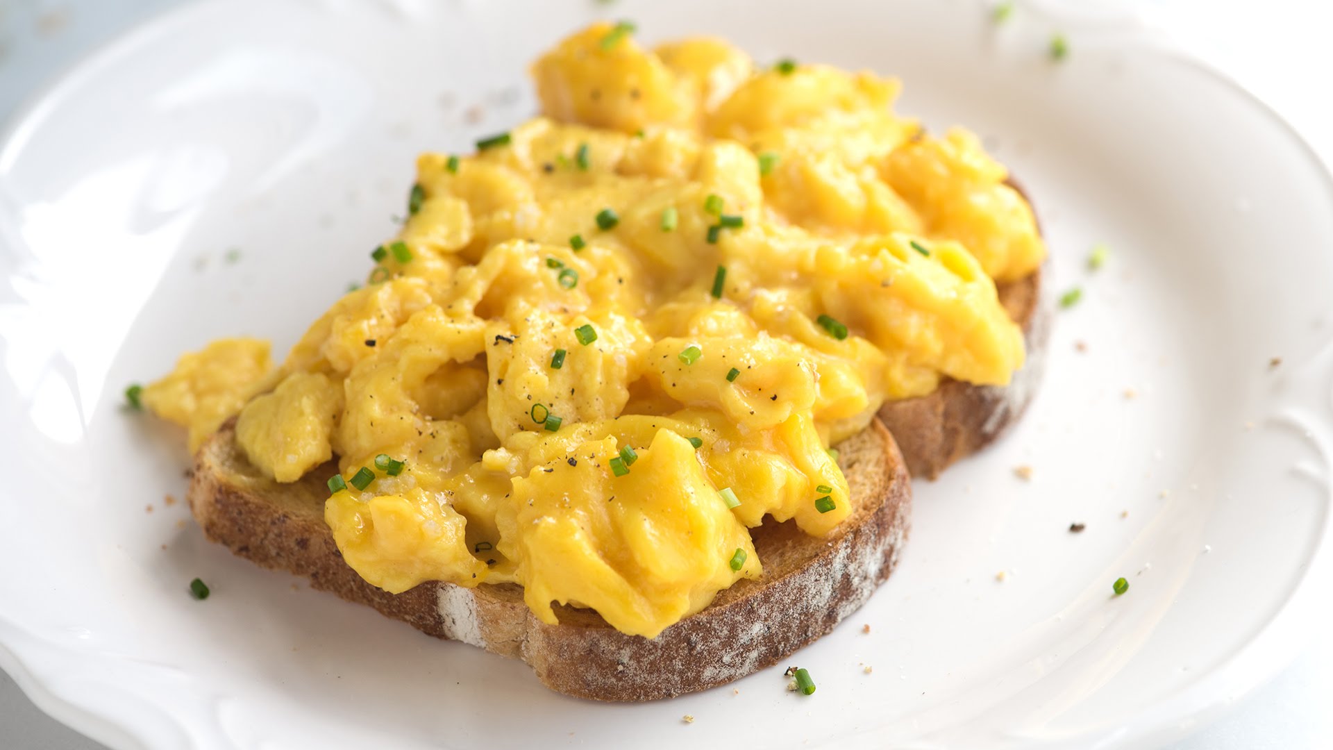 how to make scrambled eggs