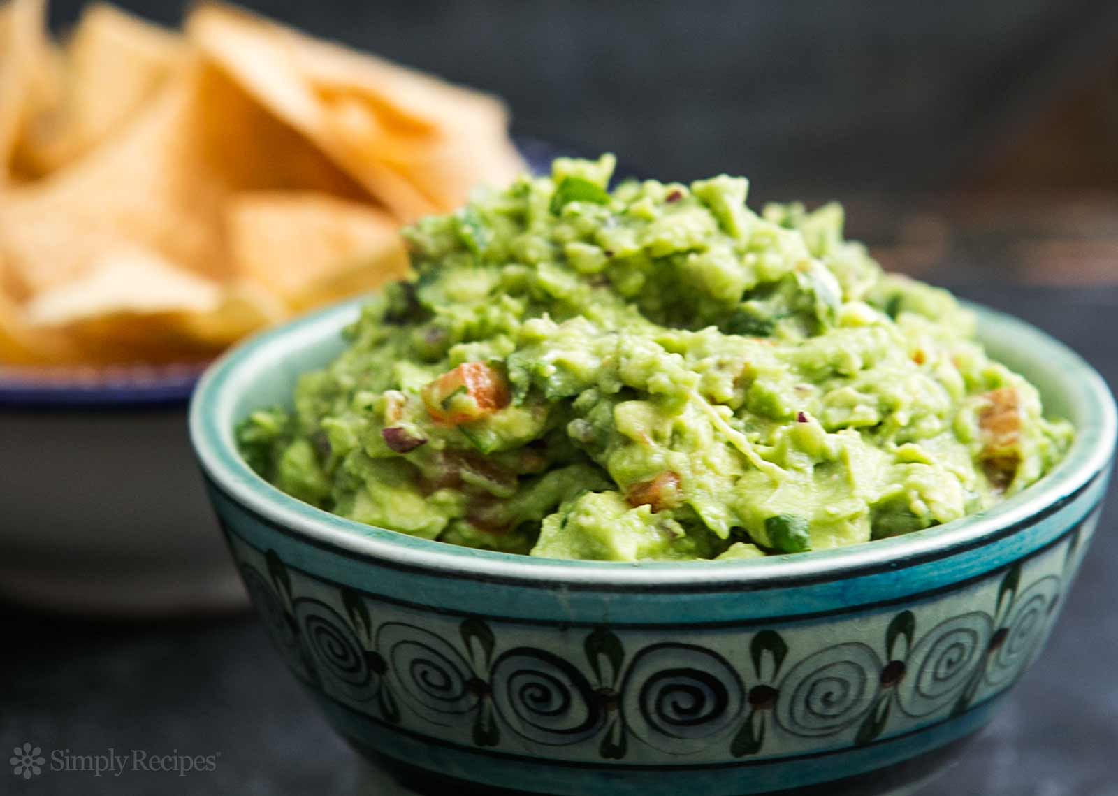 How to Make Guacamole and Know its Health Benefits
