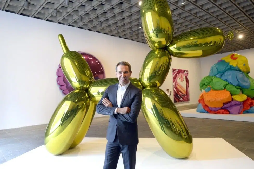 Who Is Artist Jeff Koons? Know His Type Of Art